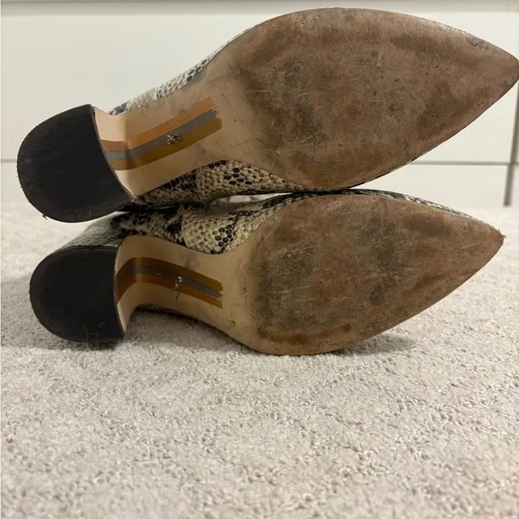 Sam Edelman Hai Knee High Snake Skin Boot. Size 8. Excellent condition! - Picture 7 of 7